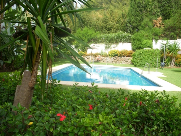 Piso en el Corazón de Marbella – ¡Tu Hogar Ideal te Espera!